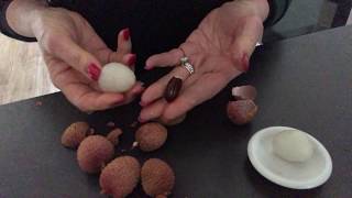 HOW TO Peel and Eat Lychee [upl. by Sherborn]